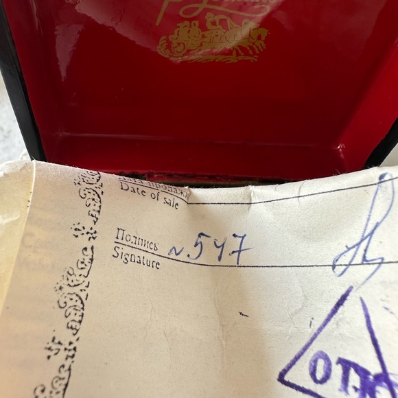 🔥Host Pick🌷 Rare: Russian miniature lacquer box, hand painted and numbered - Picture 4 of 8